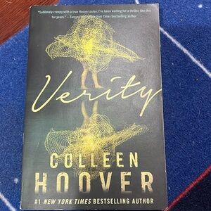 Colleen Hoover, Verity